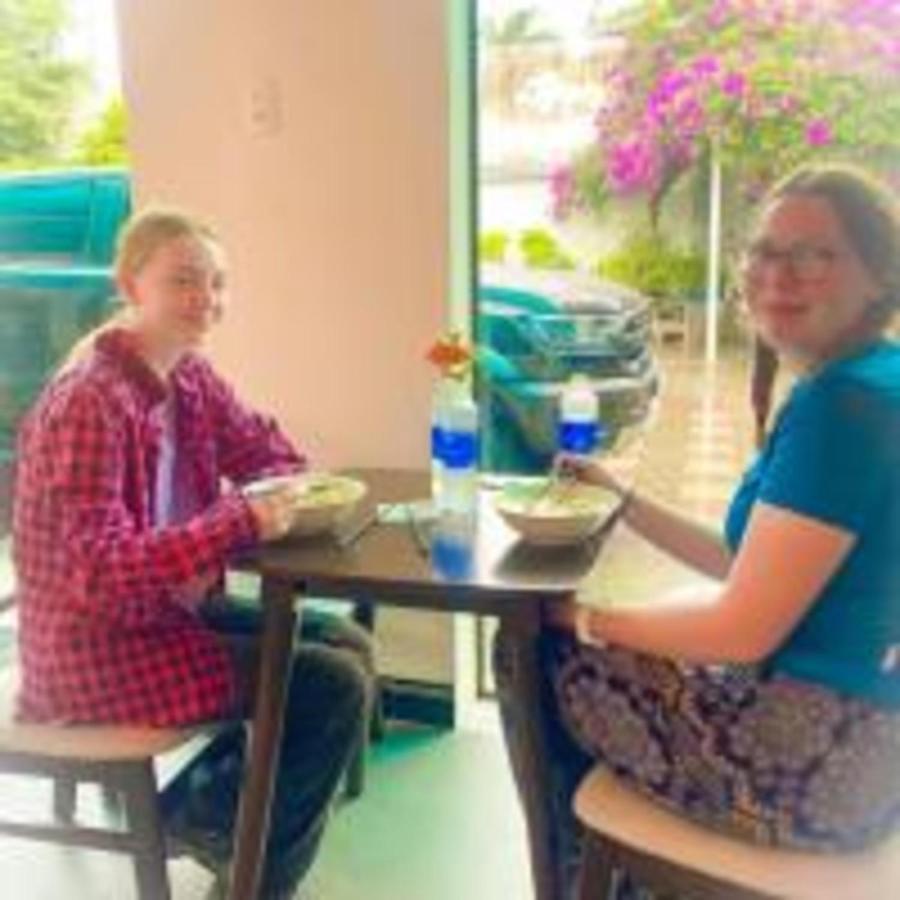 Window Homestay Tỉnh Kontum Eksteriør bilde